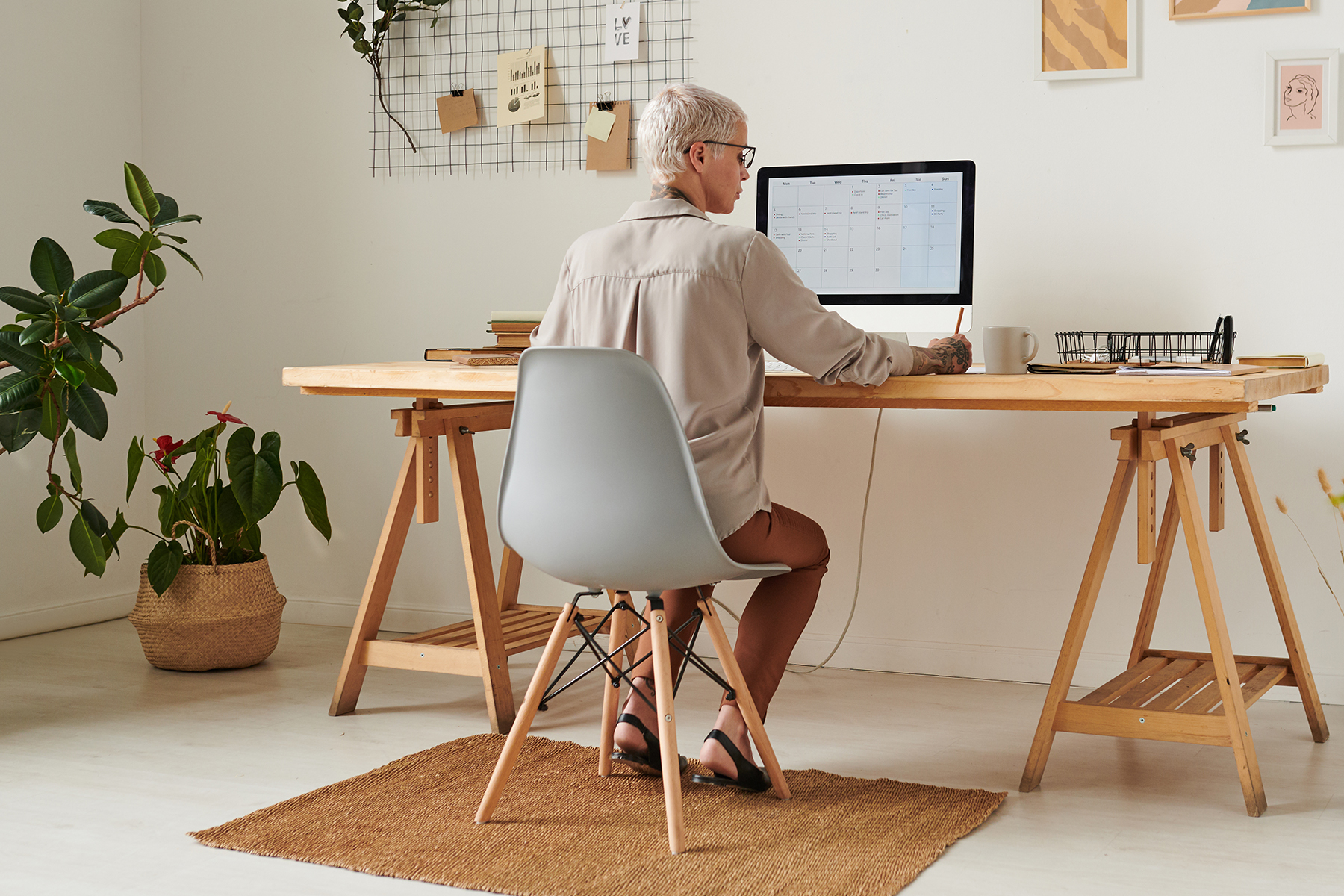 Descubra por qu&eacute; se rompen las venas, las se&ntilde;ales de advertencia y las opciones de tratamiento. Aprenda a prevenir complicaciones y a proteger su salud vascular.